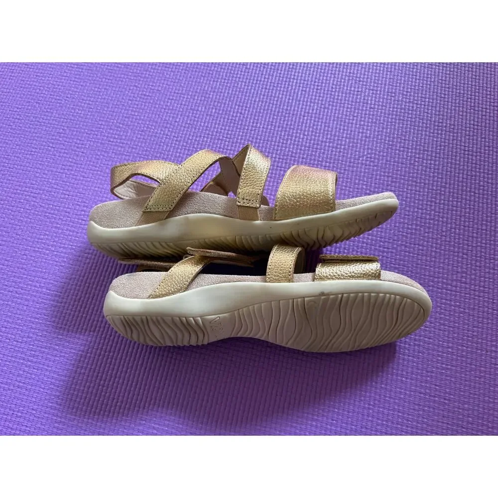 New Vionic Raya Gold Metallic Leather Orthotic Backstrap Sandals Womens Size 6